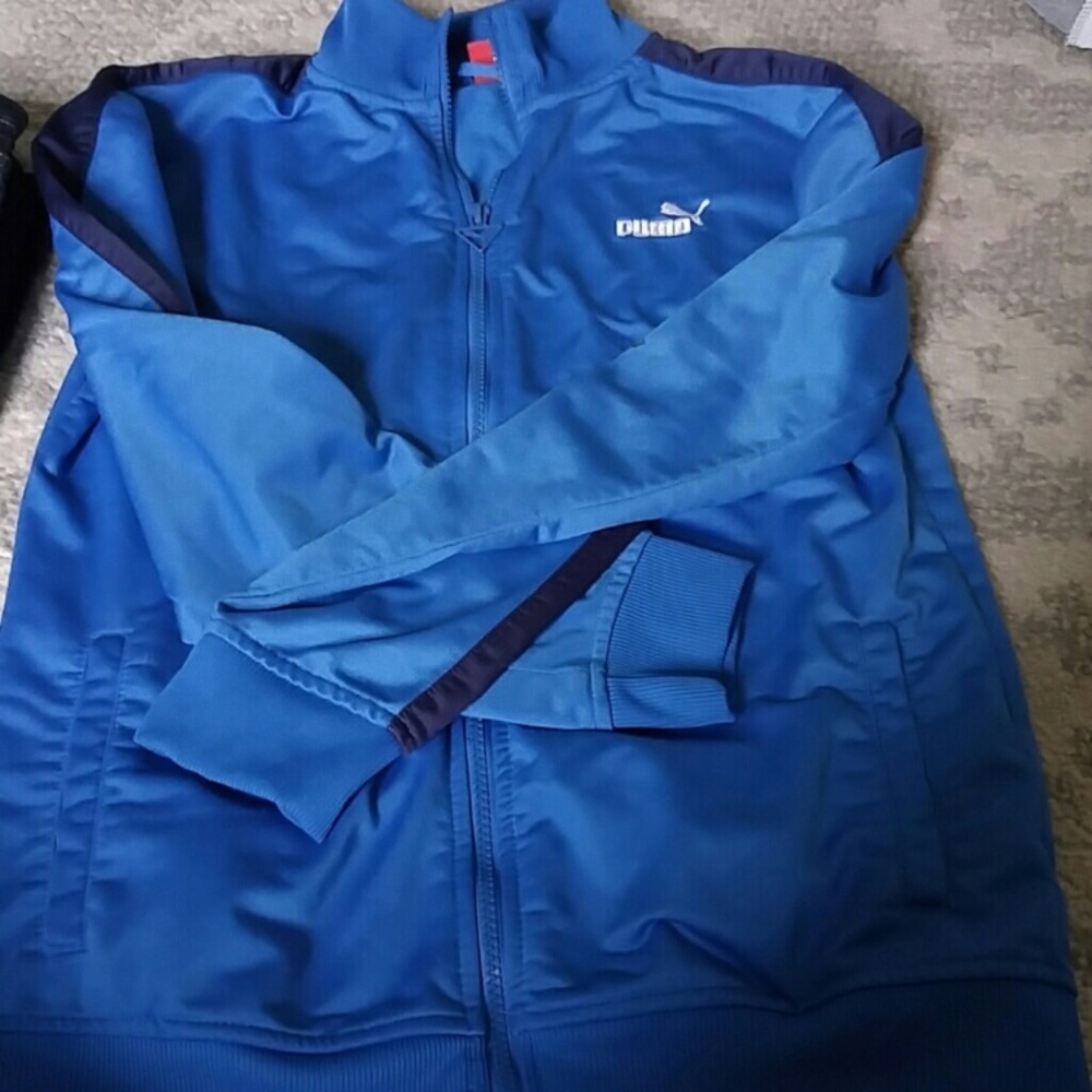 Boys Large Puma zip up jacket
